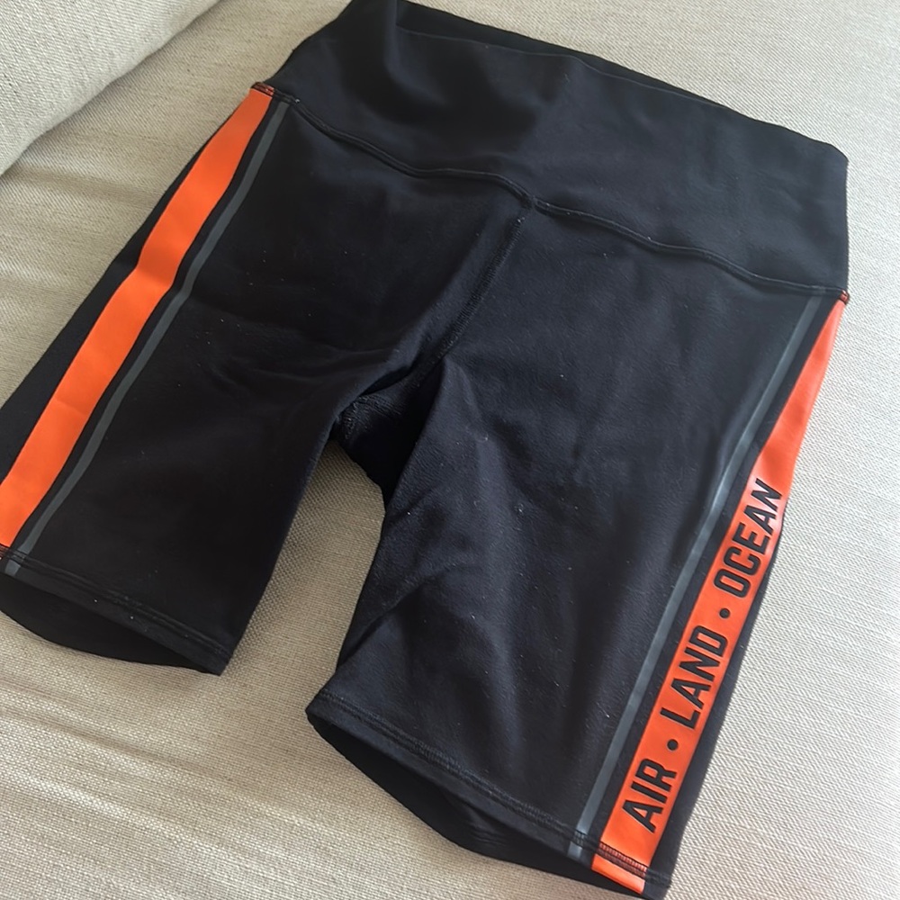 ALO black biker shorts